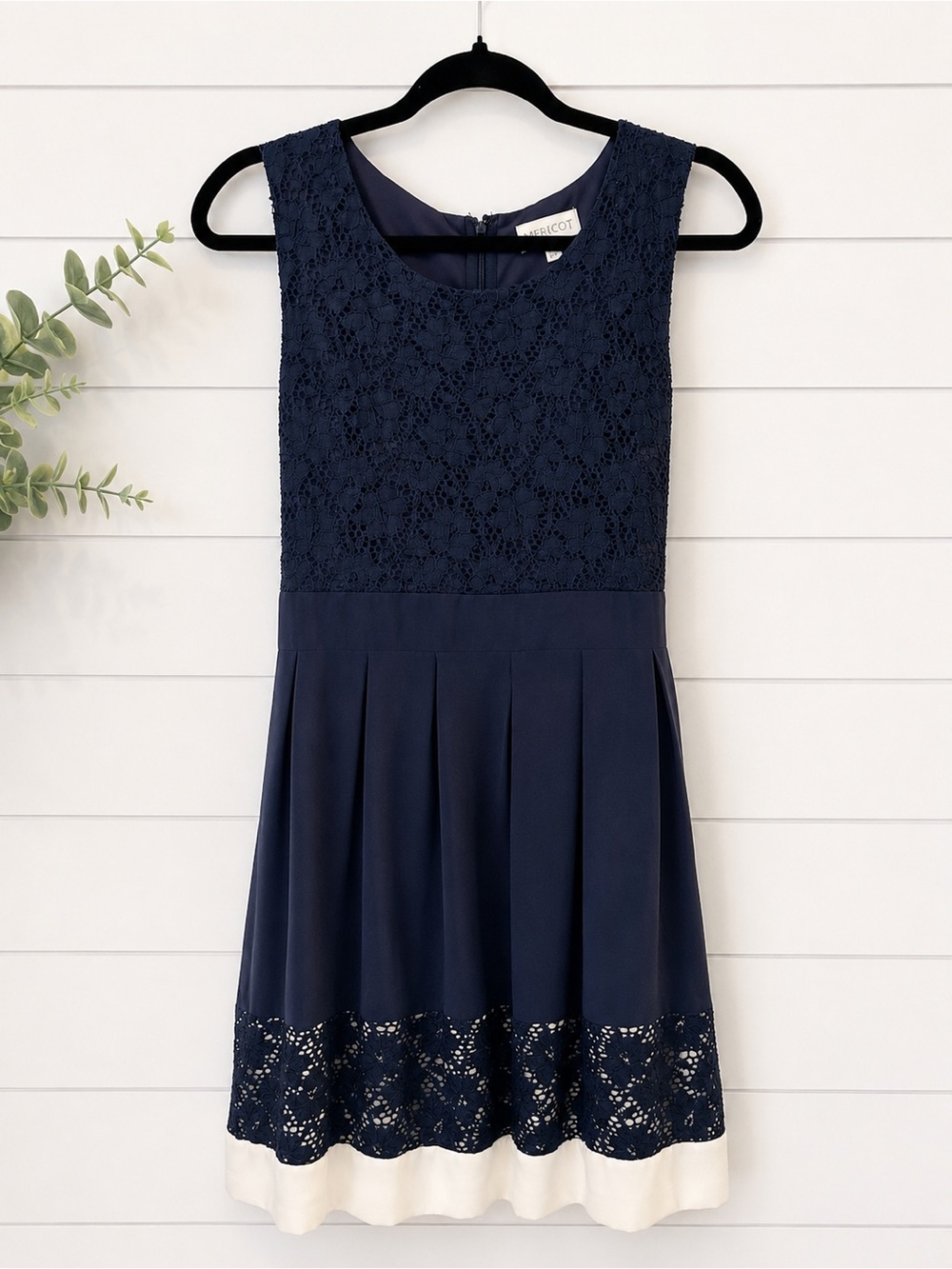APRICOT Navy Lace Fit-and-Flare Dress with Ivory Hem - Picture 2 of 9